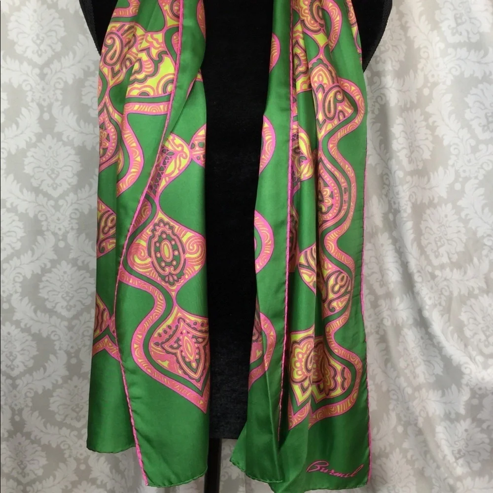 ⭐️HP⭐️Vintage Burmel Silk Scarf  MINT